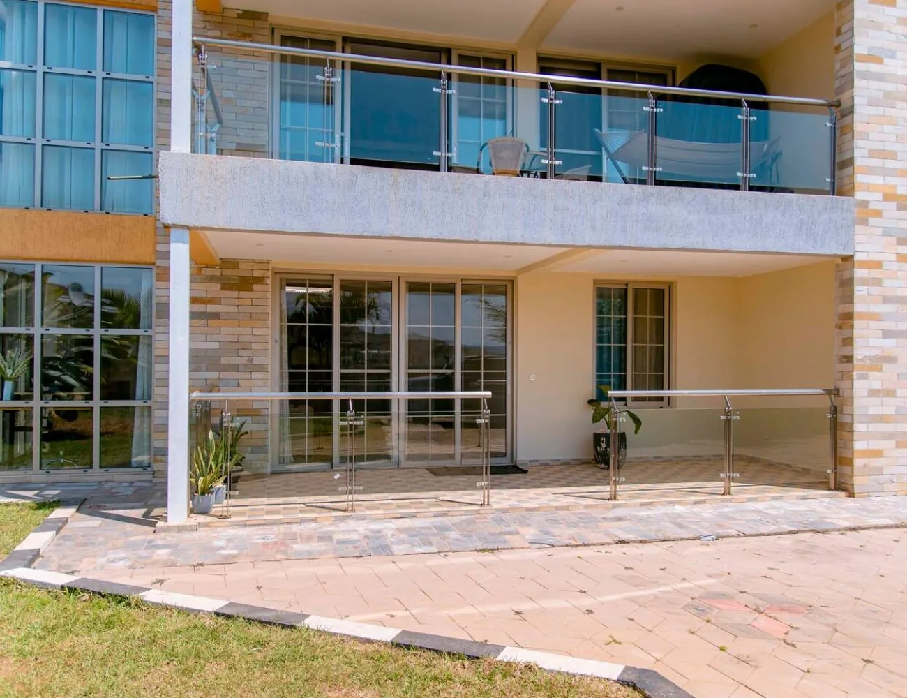 2Bedrooms ,2 Baths 4person Cosy, Comfy and Spacious Flat