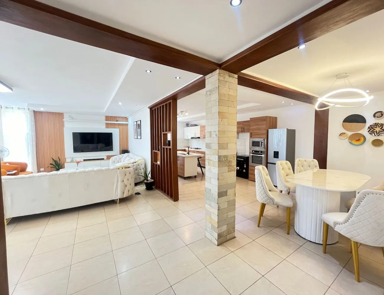 2Bedrooms ,2 Baths 4person Cosy, Comfy and Spacious Flat