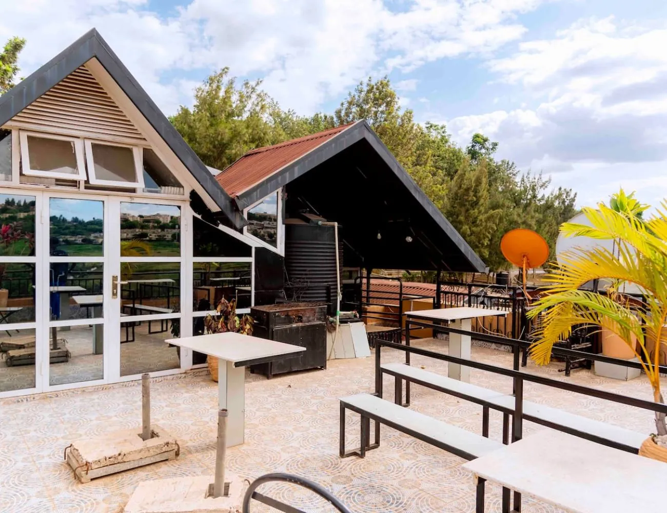 Entire rental studio in Kigali, Rwanda 1 bedrom 2 guest